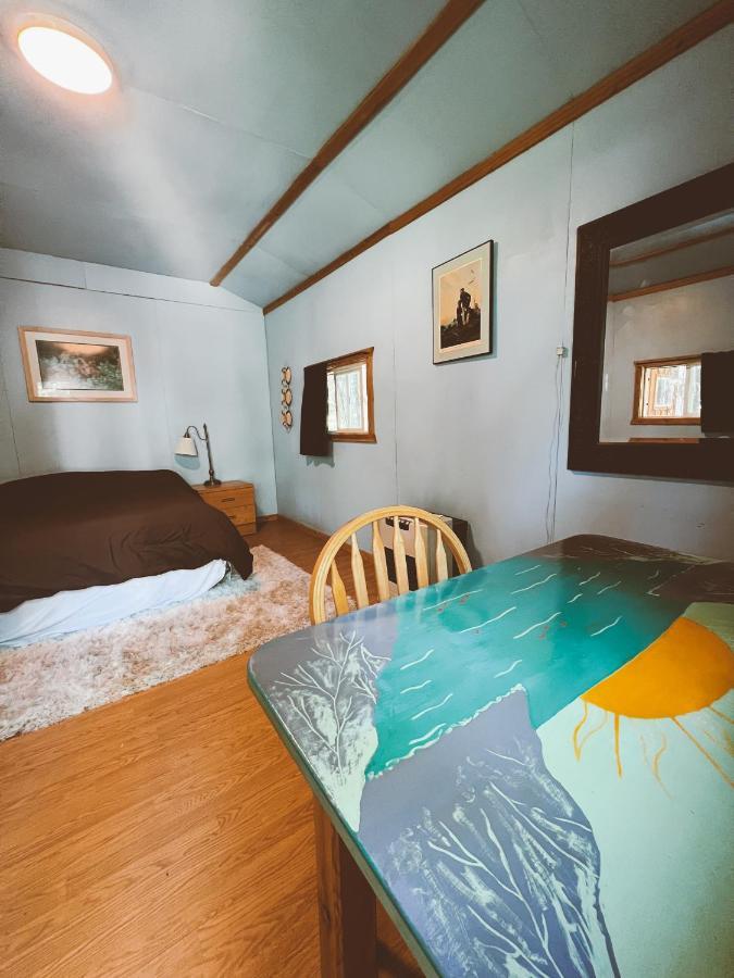 פיירבנקס Sven'S Basecamp Hostel מראה חיצוני תמונה