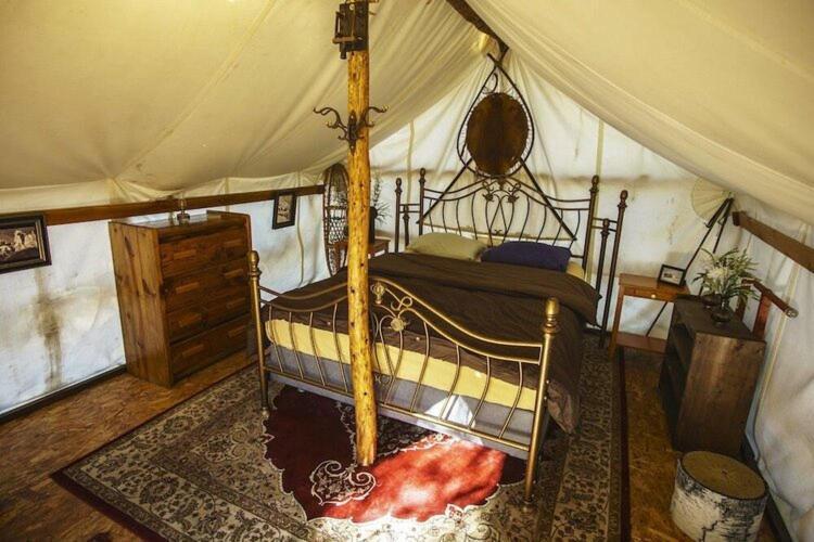 פיירבנקס Sven'S Basecamp Hostel מראה חיצוני תמונה
