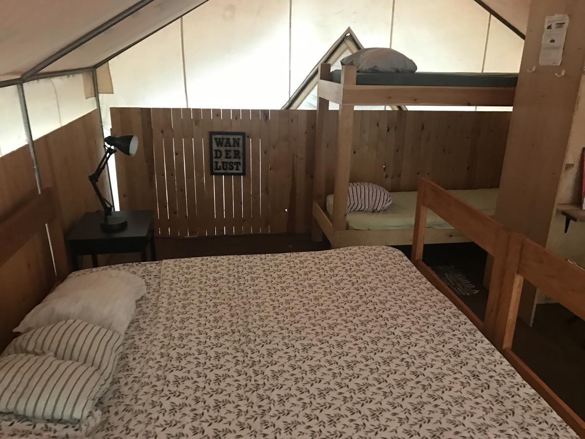 פיירבנקס Sven'S Basecamp Hostel מראה חיצוני תמונה