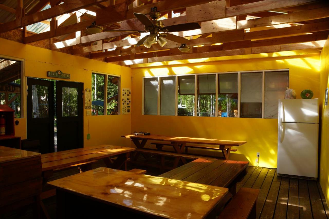 פיירבנקס Sven'S Basecamp Hostel מראה חיצוני תמונה
